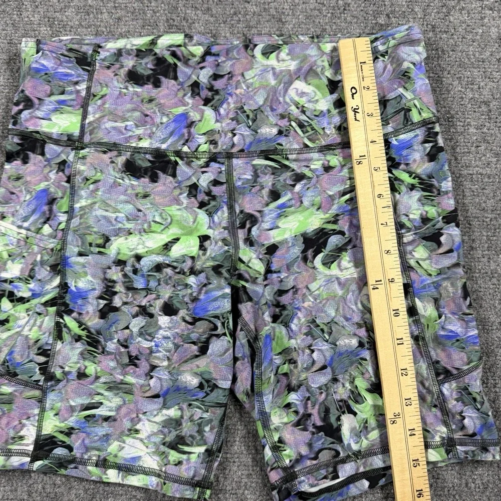 Lululemon Fast And Free Short Womens Size 10 Rabid Flourish Multi Nulux Biker